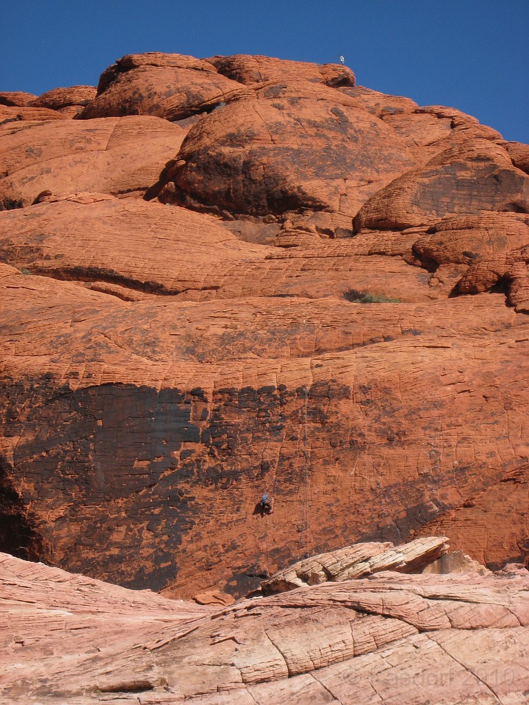 Las Vegas 2010 - Red Rock 0471.JPG - The 2010 Las Vegas Fire - Ice and Sweat Tour. Half Marathon, Red Rock Canyon, Casinos, Valley of Fire.... and buffets!